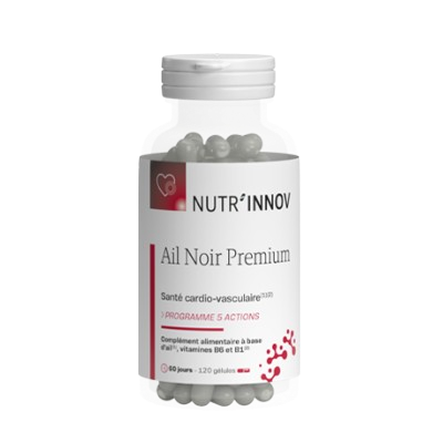 Image d’un bocal d’ail noir premium, présentant des gousses noires brillantes et savoureuses, idéal pour la cuisine gourmet.