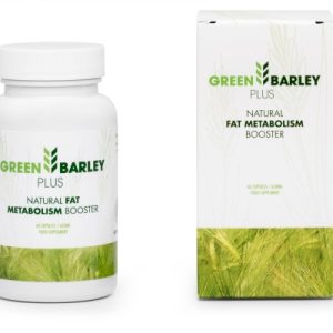 Verre de Green Barley Plus en poudre avec une cuillère, entouré de feuilles d’orge vertes, symbole de vitalité et de santé naturelle.